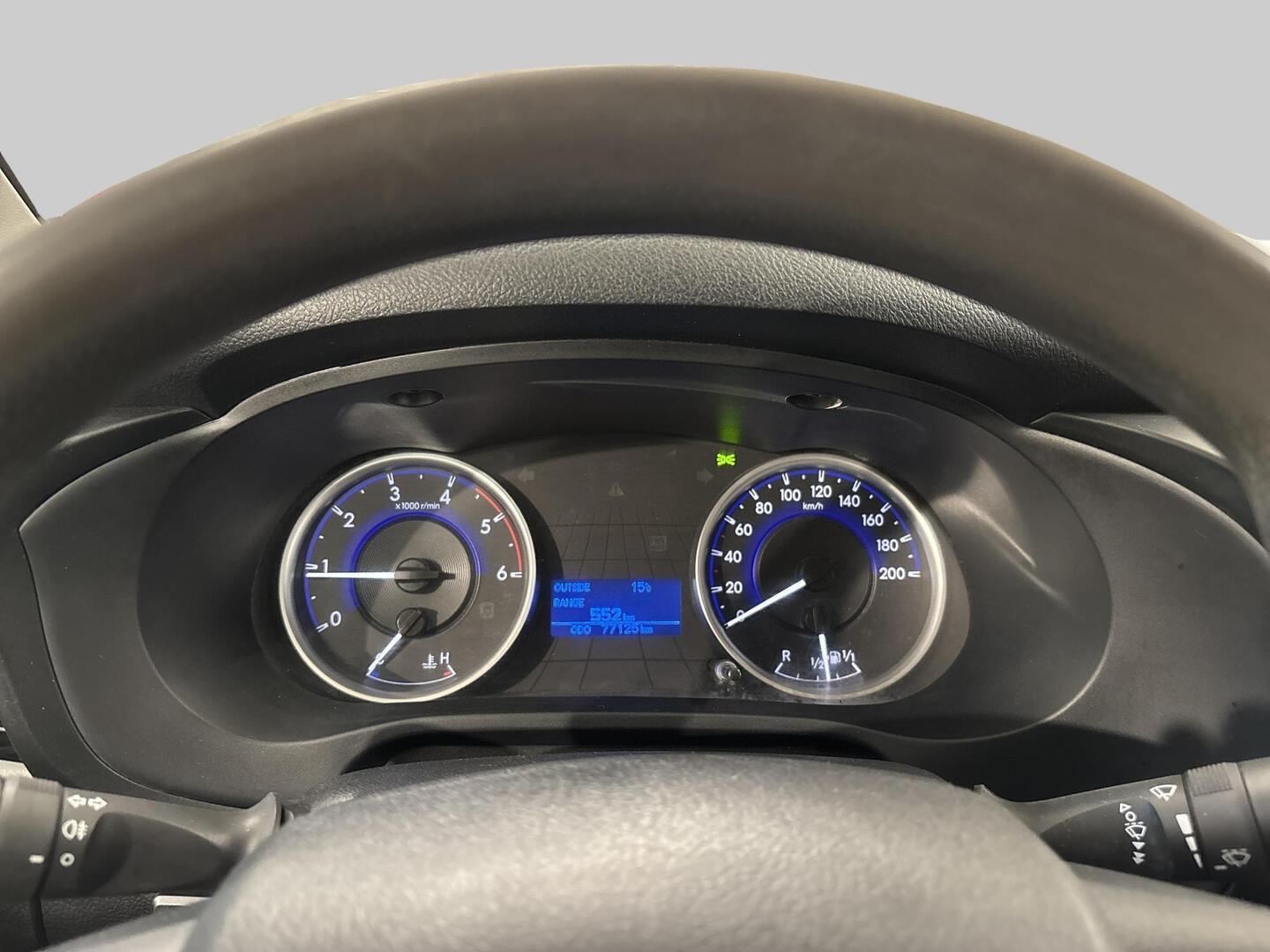 TOYOTA Hilux 2019