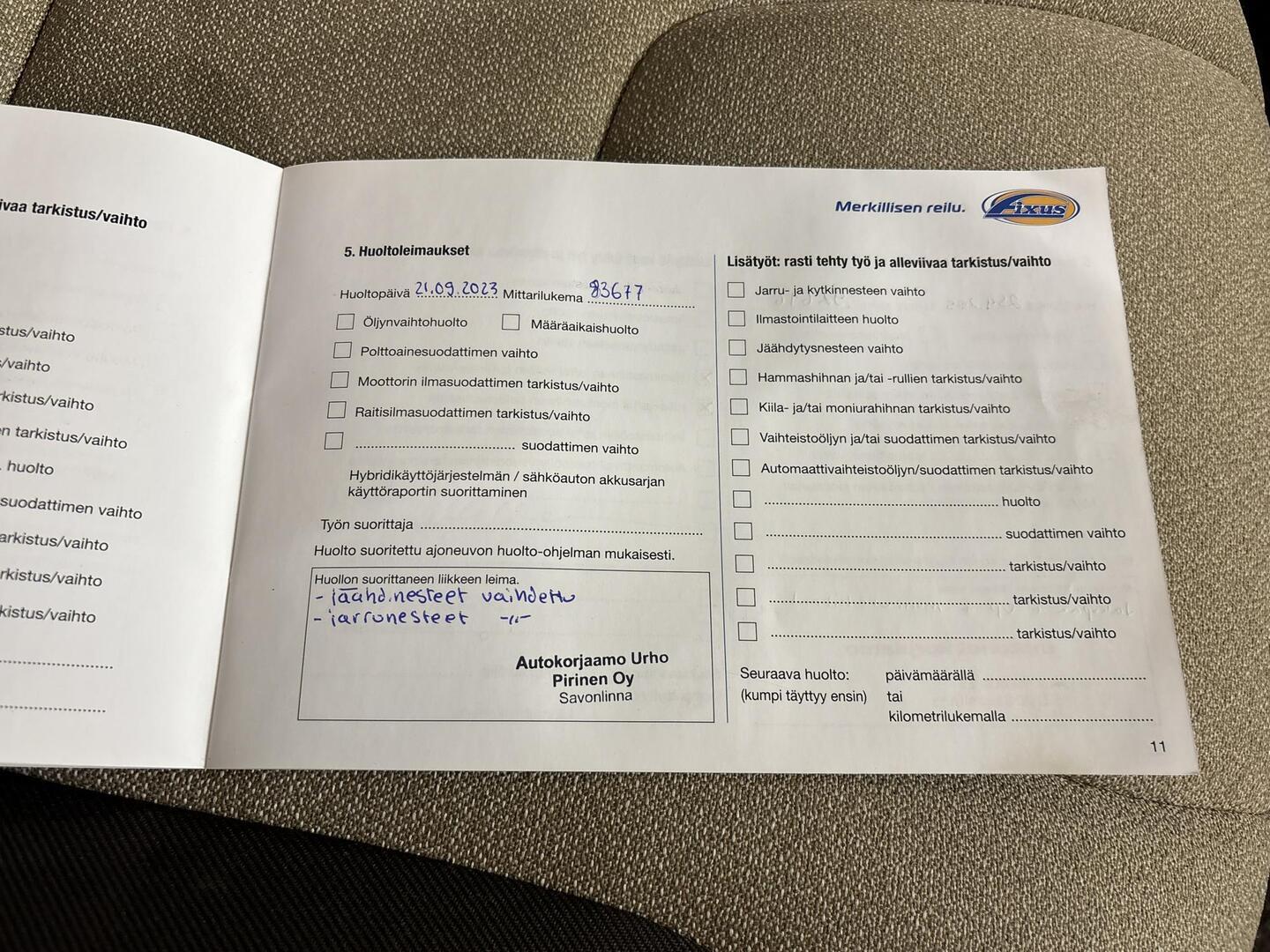 ROADCAR VAN R 600 2016