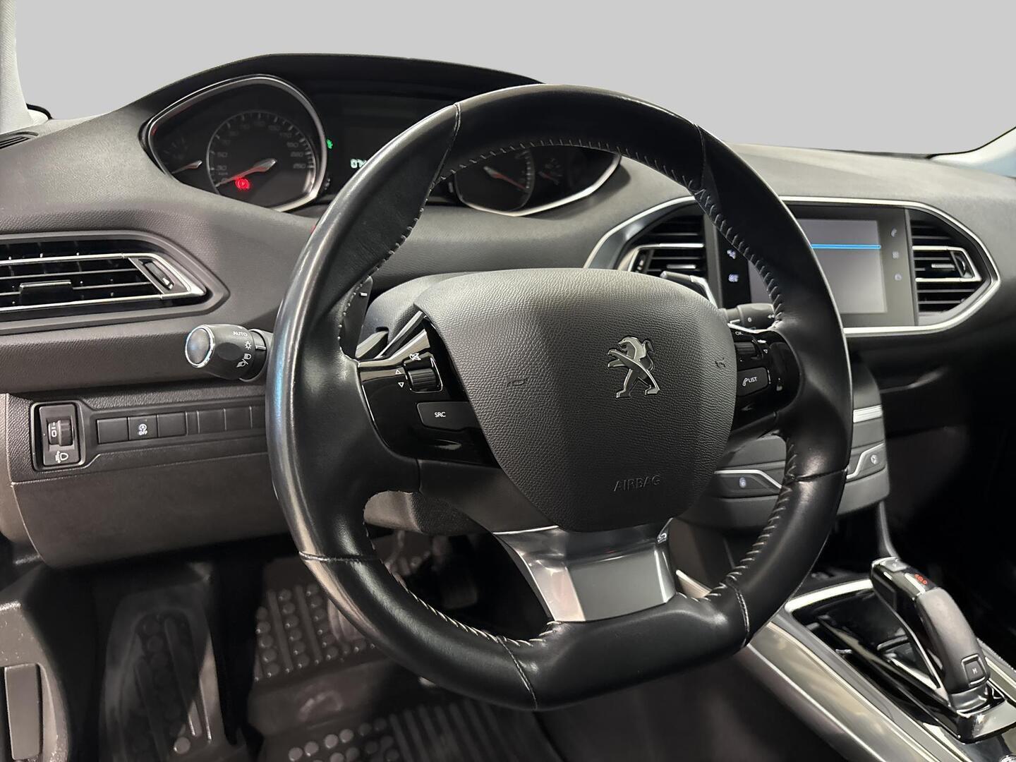 PEUGEOT 308 2019