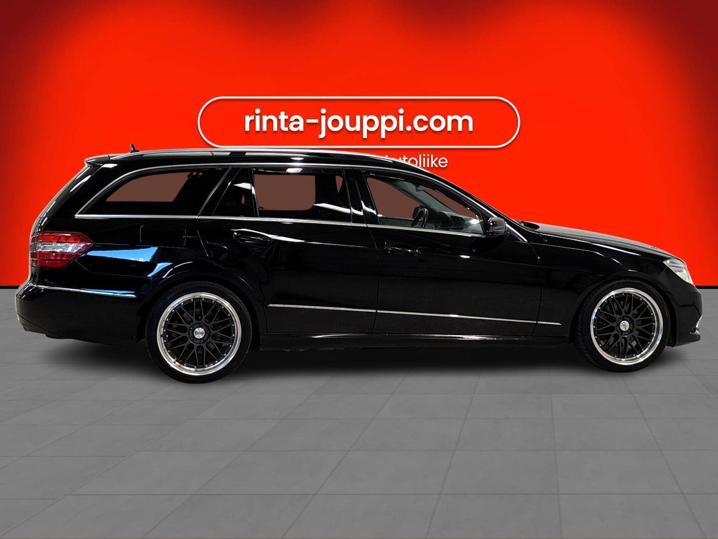 MERCEDES-BENZ E 2010