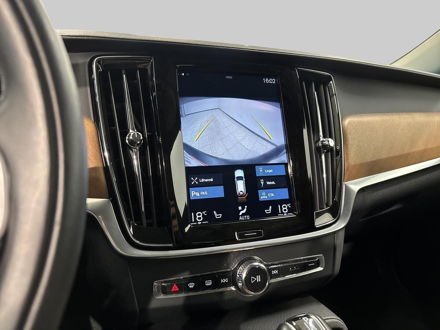VOLVO V90 2020