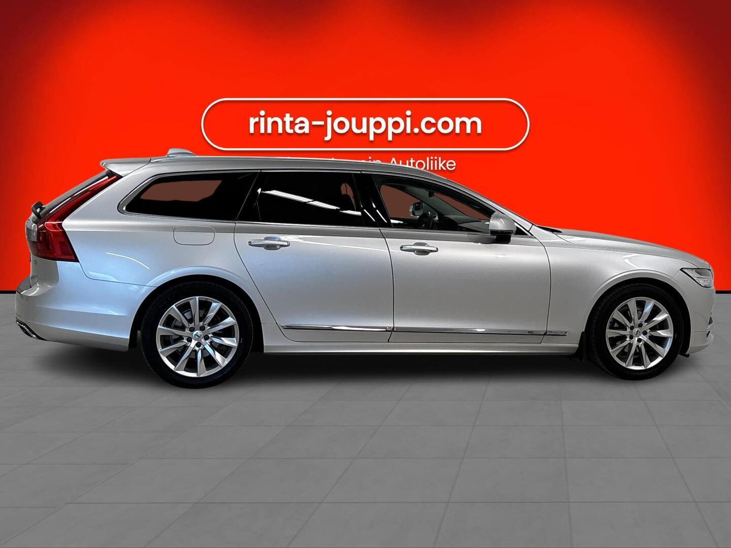 VOLVO V90 2020