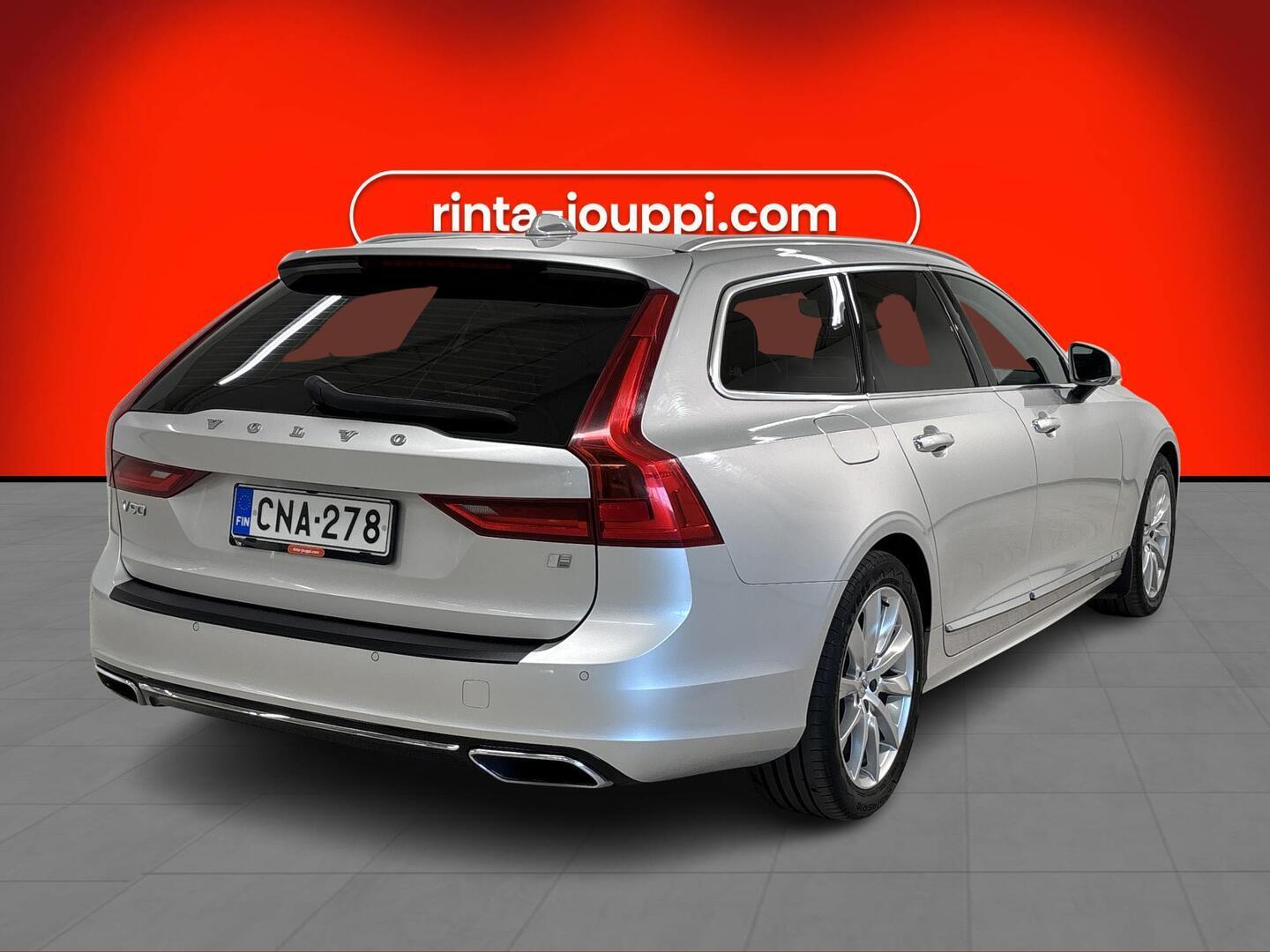 VOLVO V90 2020