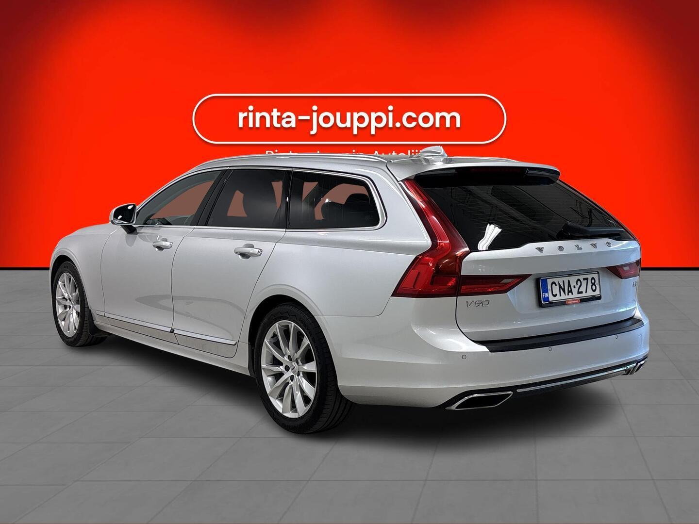 VOLVO V90 2020