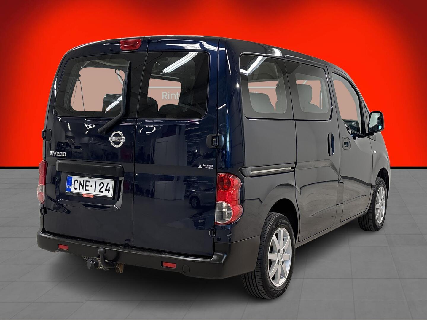 NISSAN NV200 2010