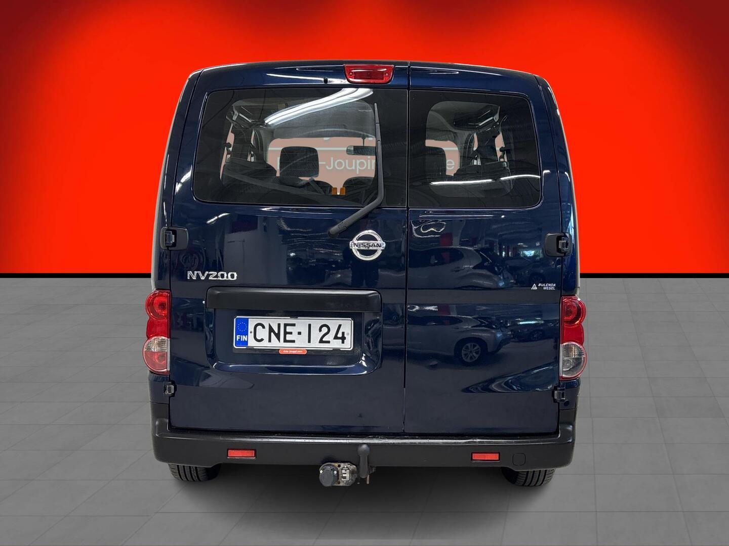 NISSAN NV200 2010