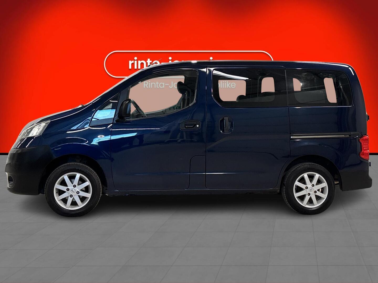 NISSAN NV200 2010