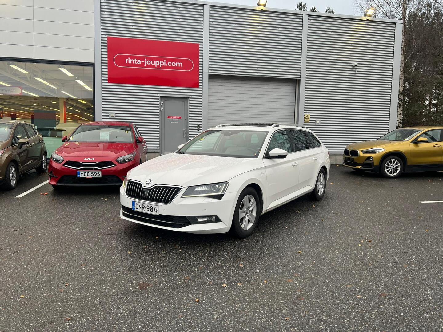 SKODA Superb 2016