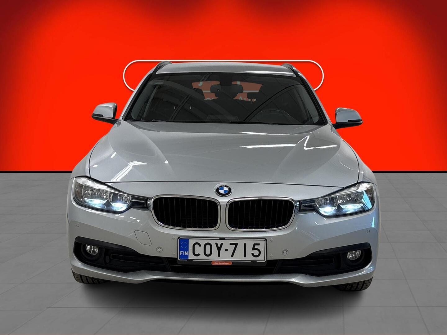 BMW 318 2016