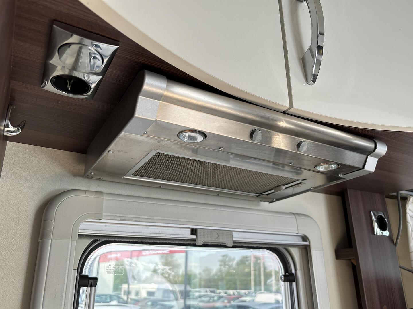 BÜRSTNER Nexxo BT 660 2015