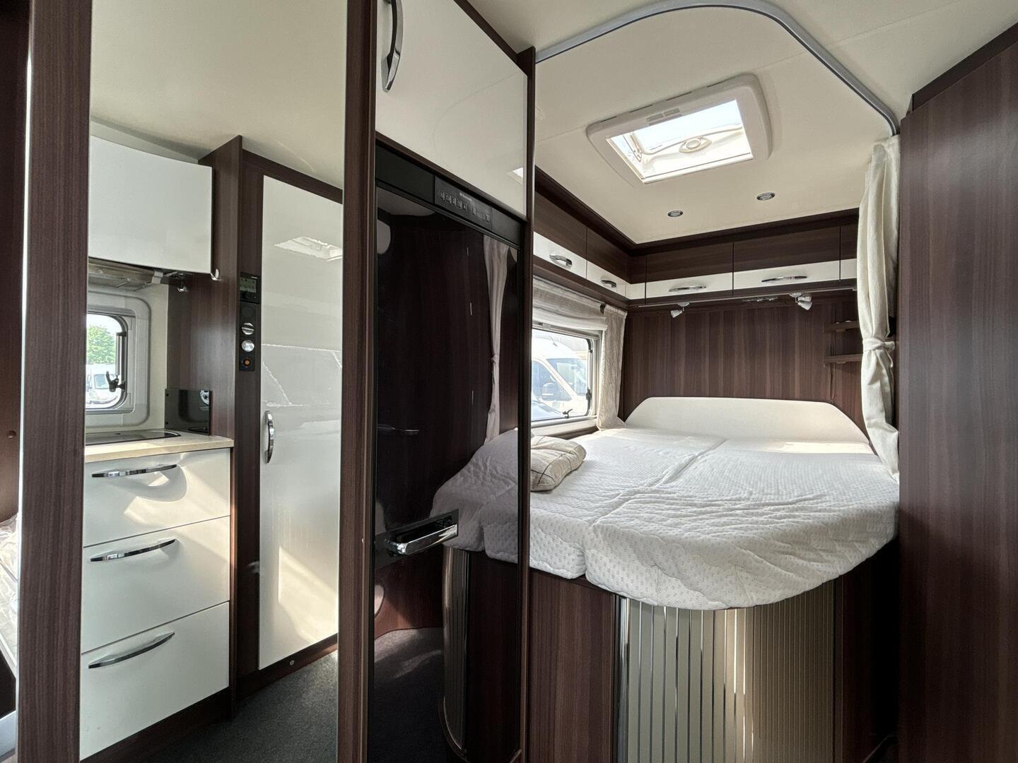 BÜRSTNER Nexxo BT 660 2015