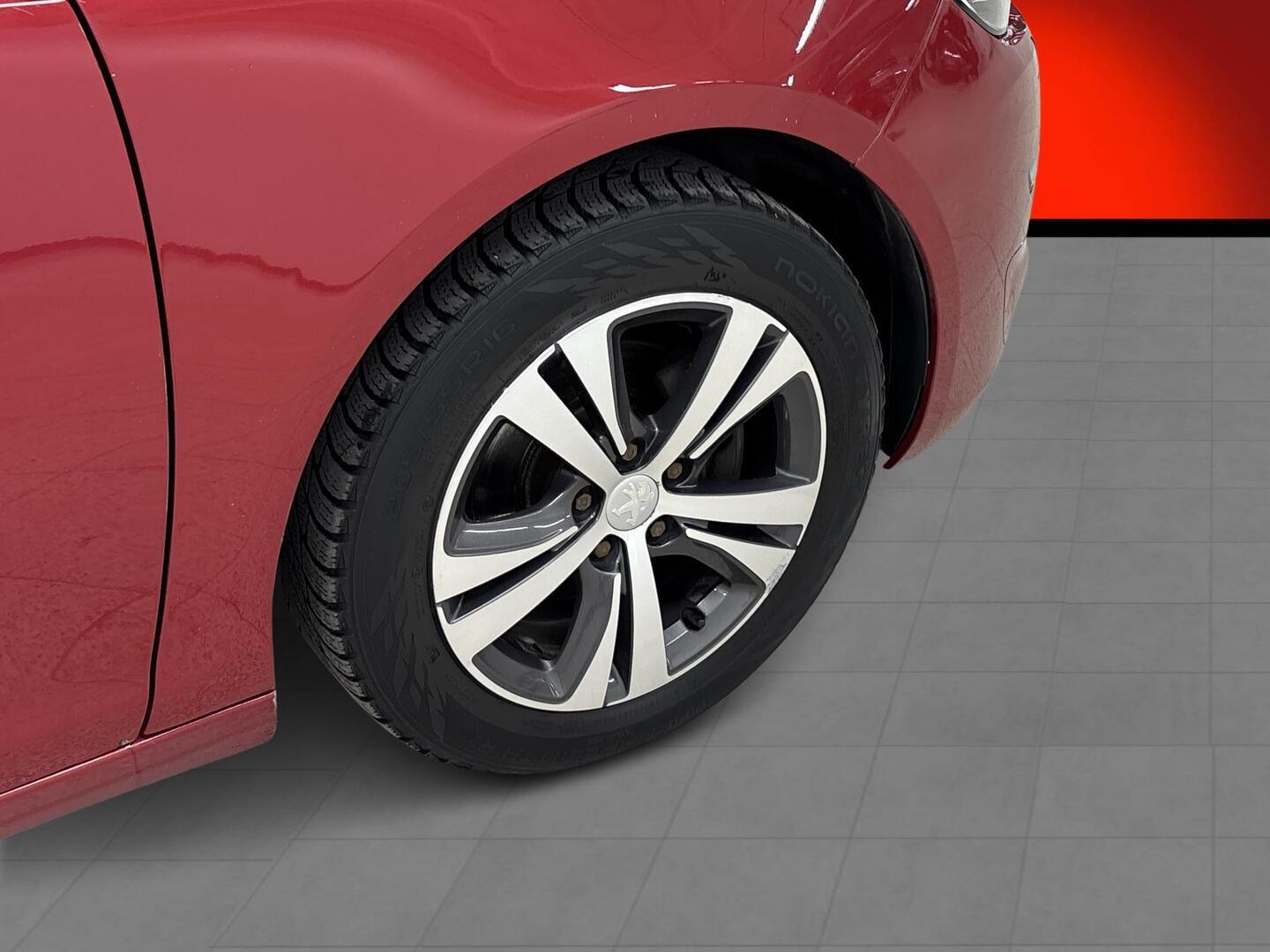 PEUGEOT 308 2015