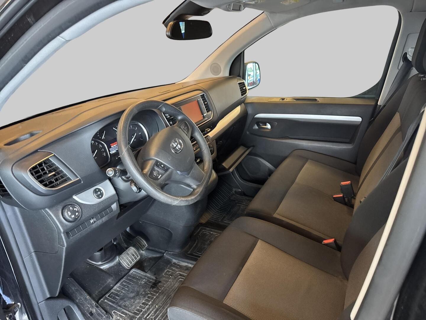 TOYOTA Proace Verso 2017