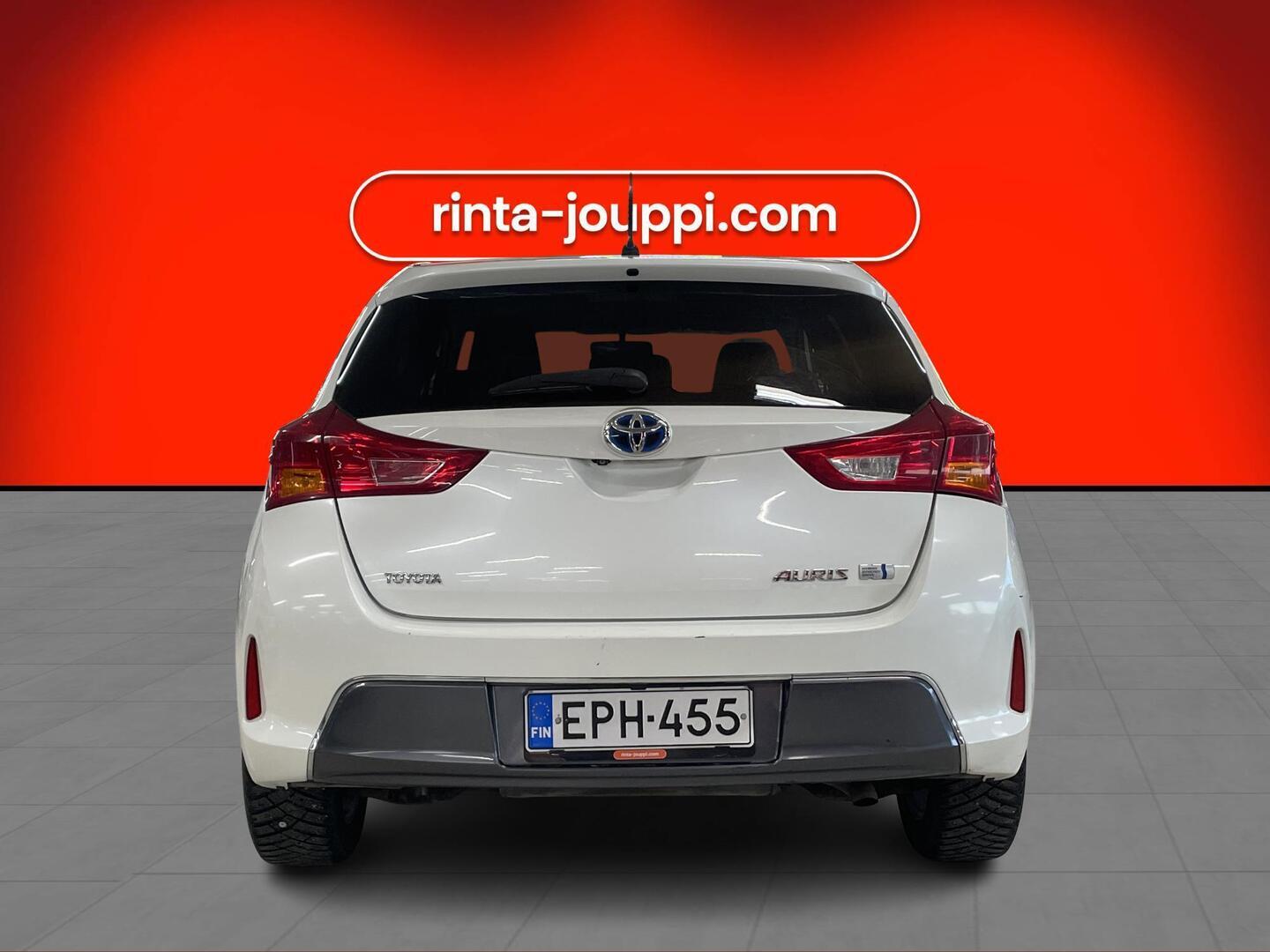 TOYOTA Auris 2014
