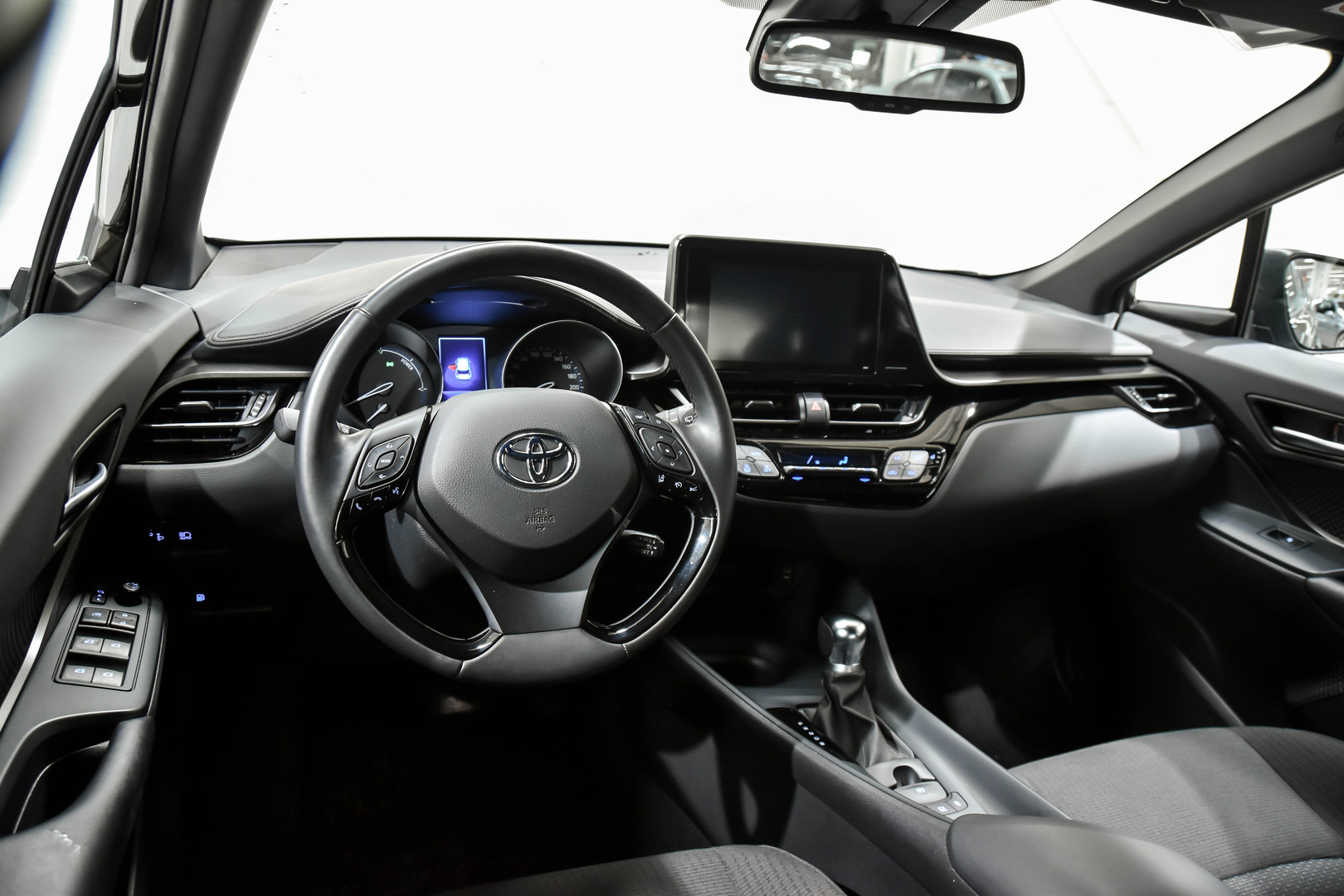 TOYOTA C-HR 2019