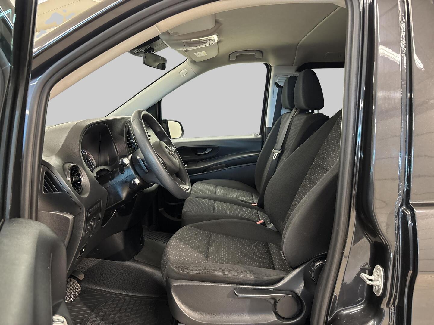 MERCEDES-BENZ Vito 2022