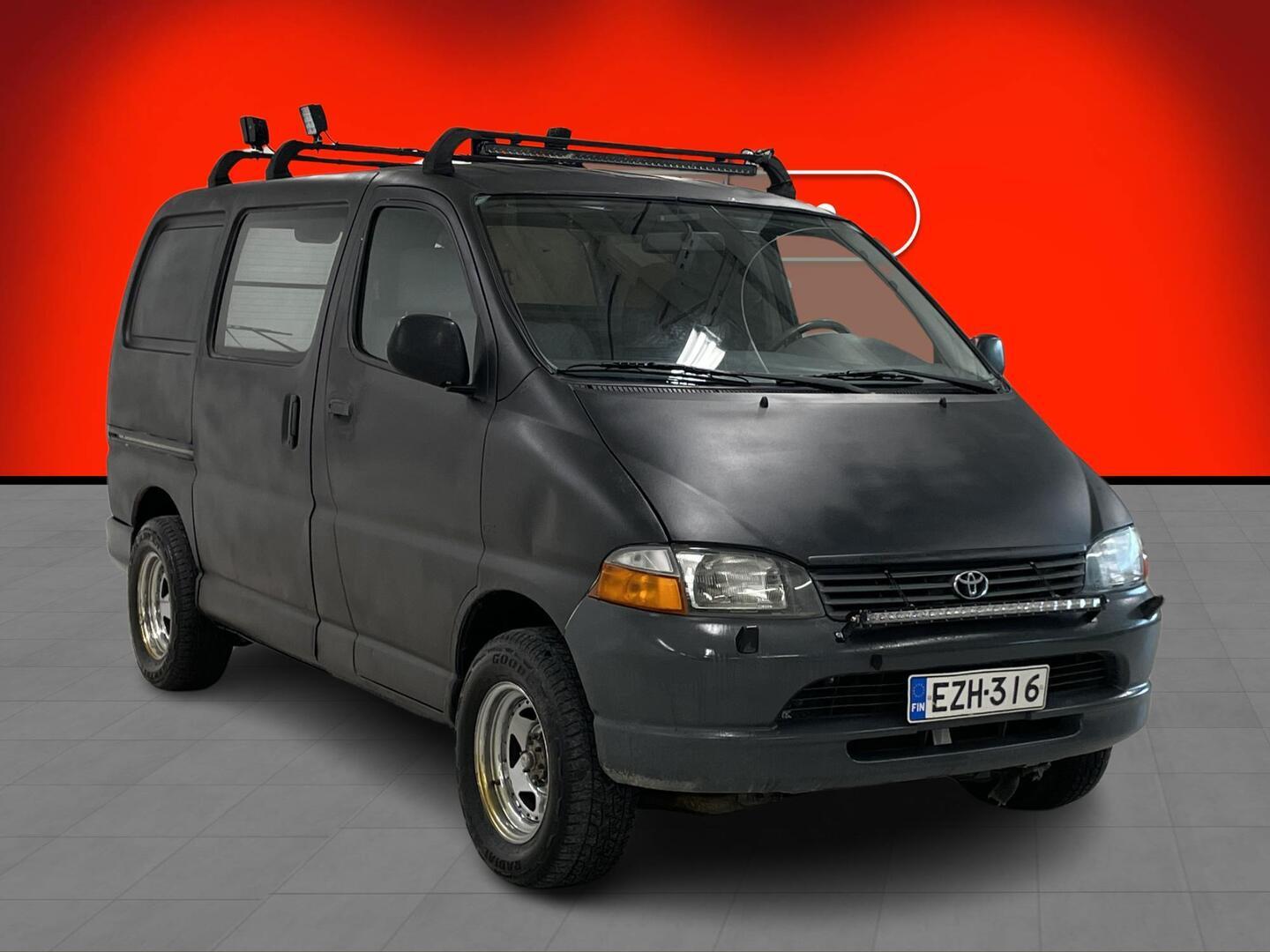 TOYOTA Hiace 2001