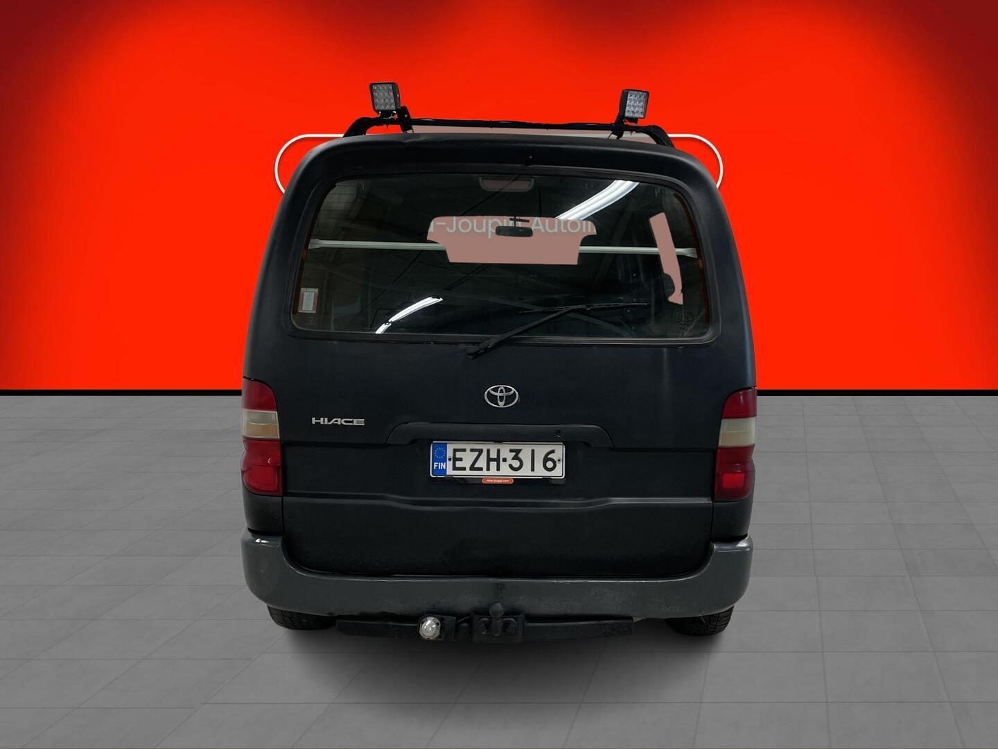 TOYOTA Hiace 2001