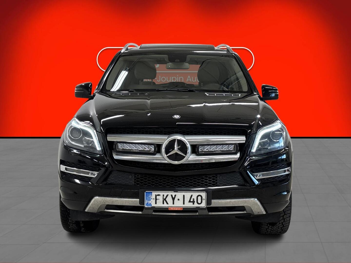 MERCEDES-BENZ GL 2013