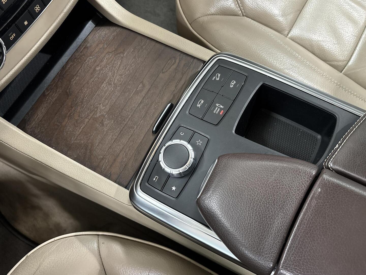 MERCEDES-BENZ GL 2013