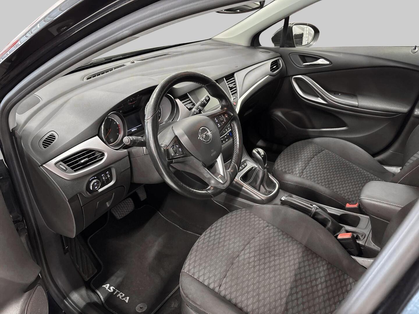 OPEL Astra 2016