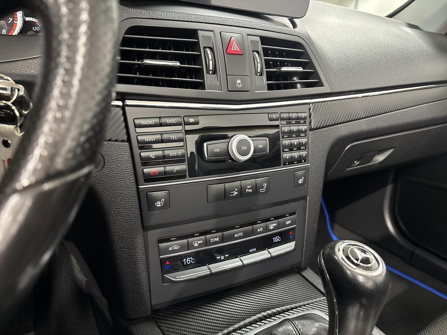 MERCEDES-BENZ E 2010