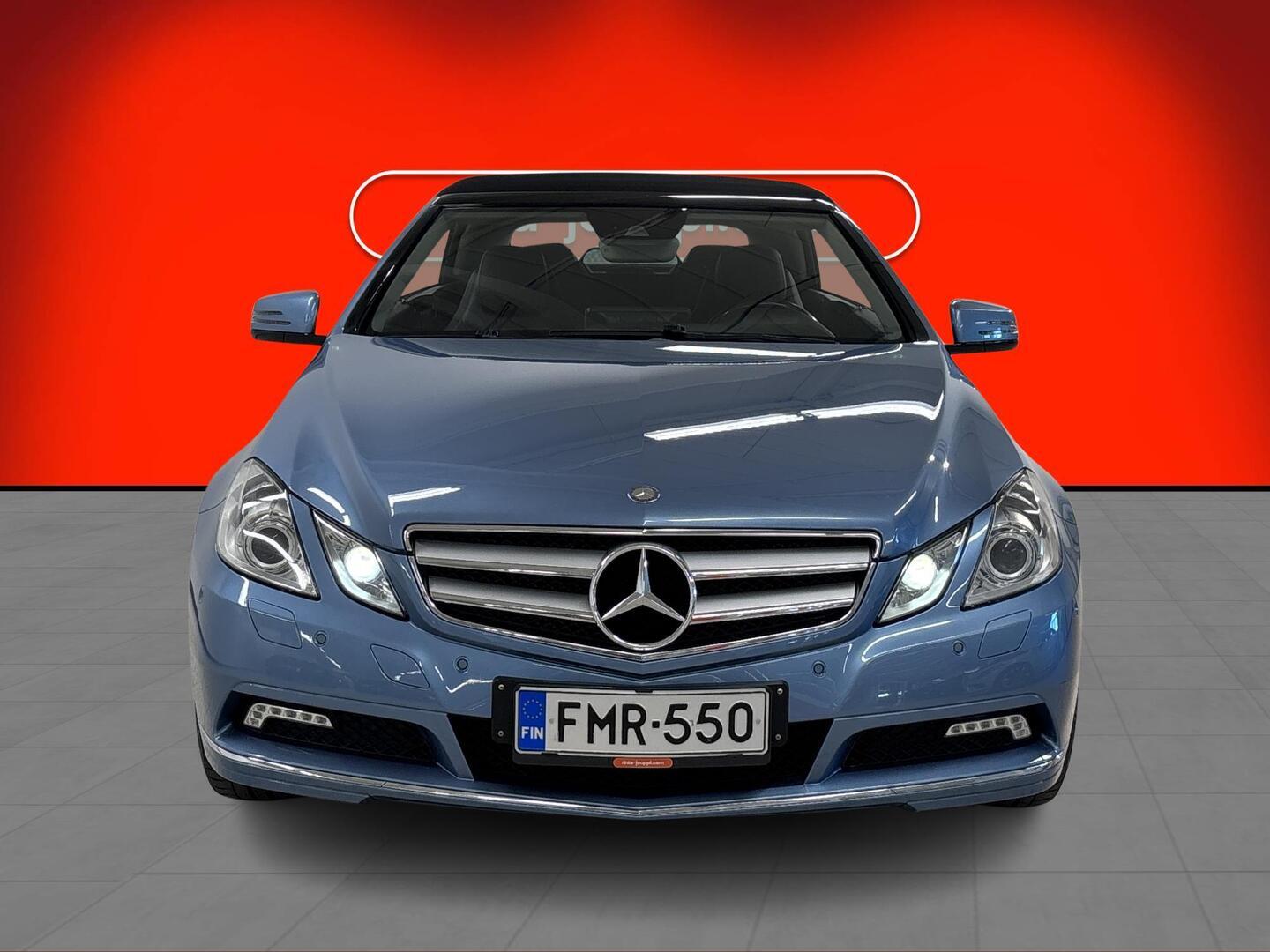 MERCEDES-BENZ E 2010