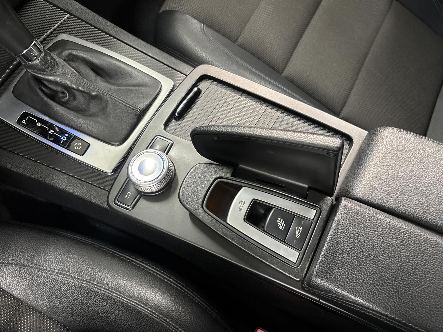 MERCEDES-BENZ E 2010