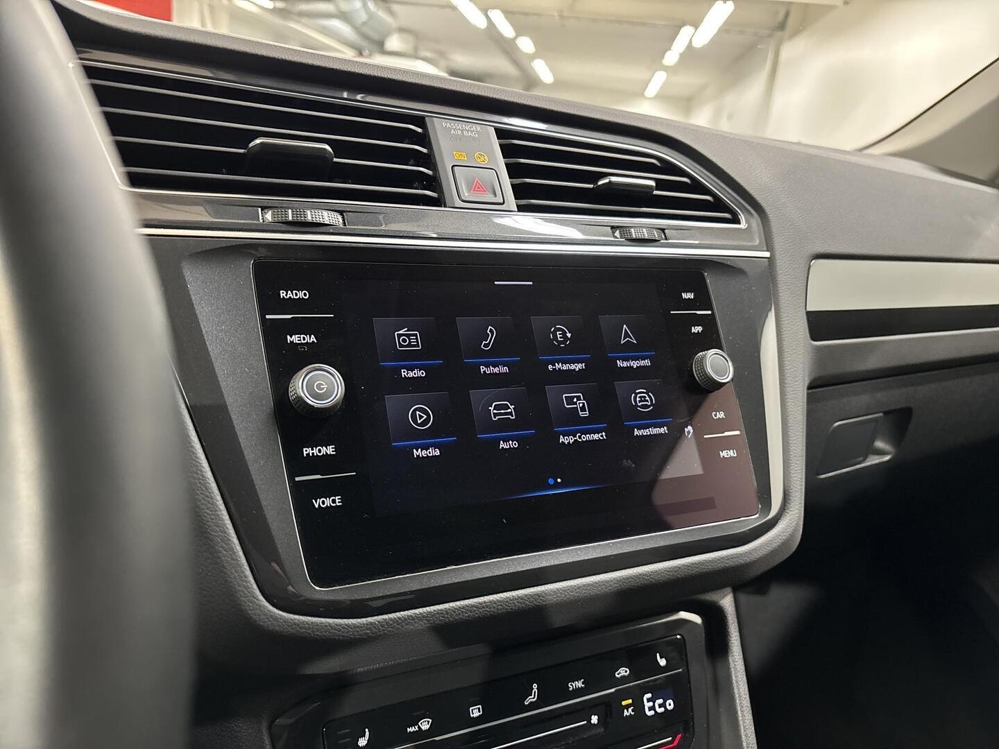 VOLKSWAGEN Tiguan 2022