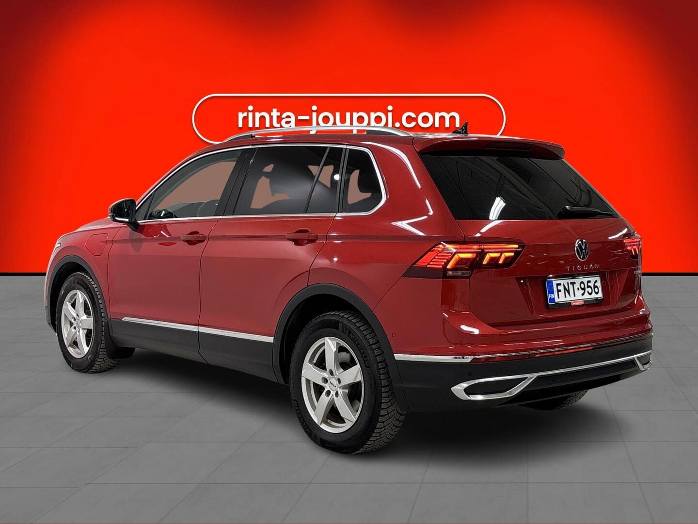 VOLKSWAGEN Tiguan 2022