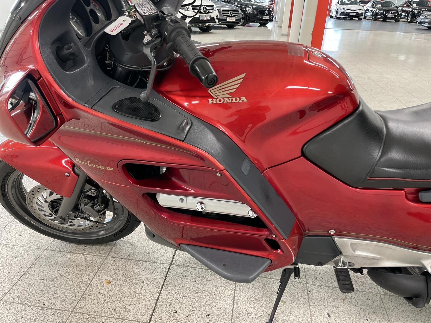HONDA ST 1993