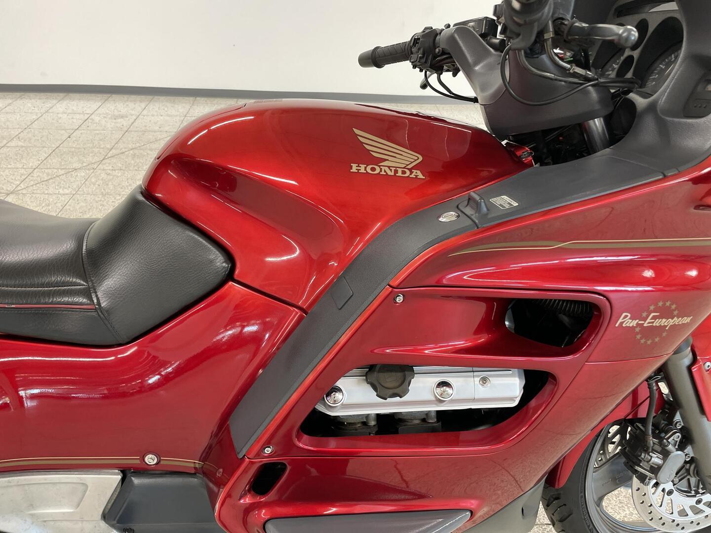 HONDA ST 1993