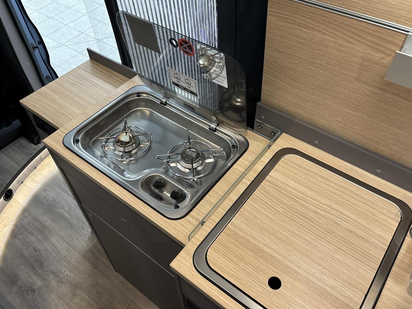 LMC INNOVAN 590 2023