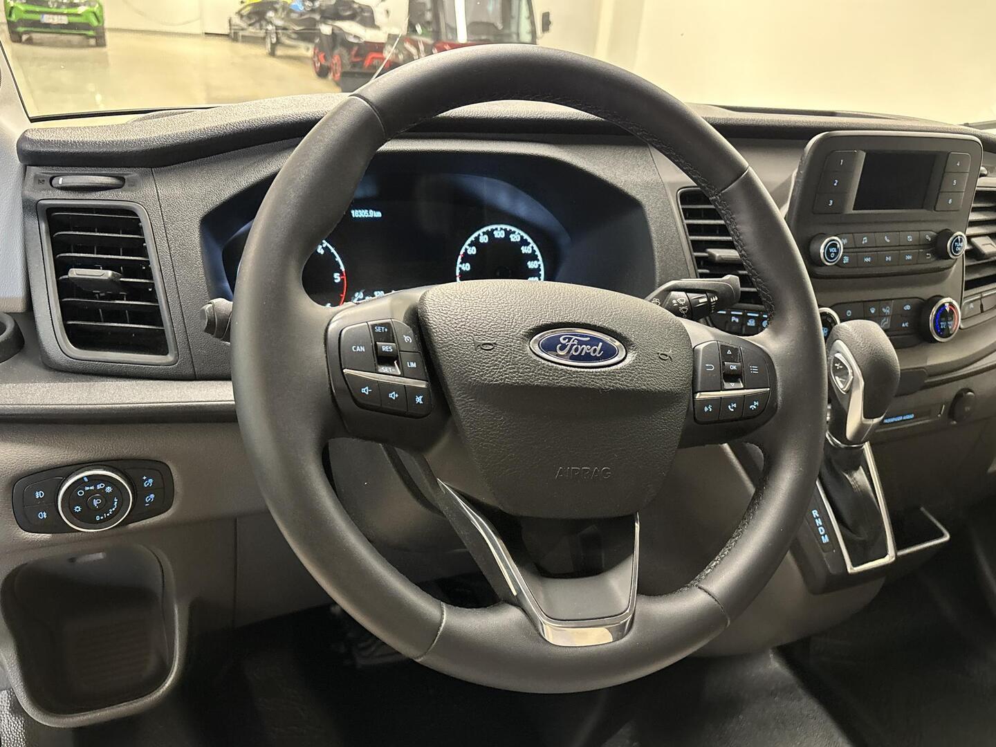 LMC INNOVAN 590 2023