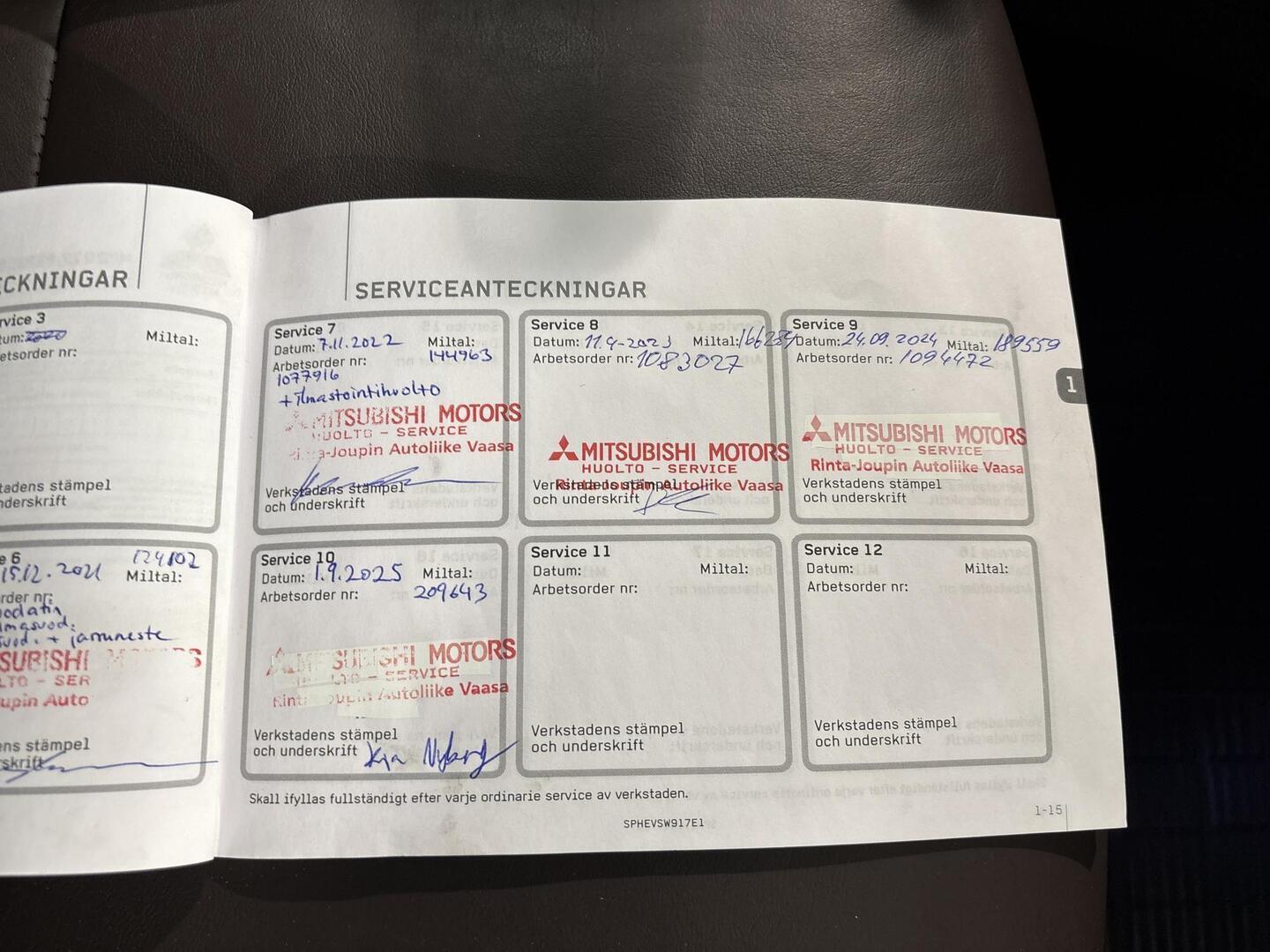 MITSUBISHI OUTLANDER PHEV 2016