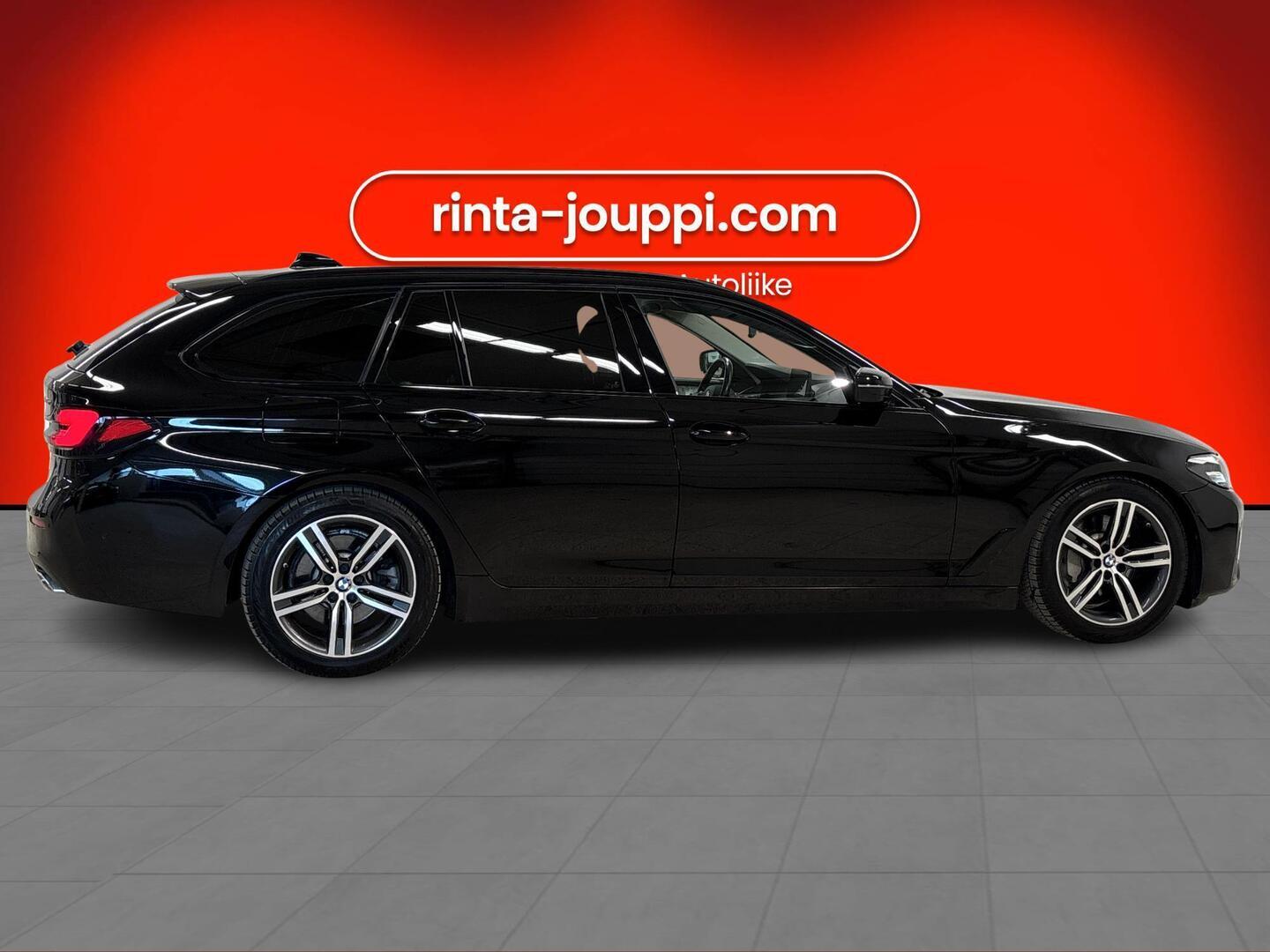 BMW 530 2021