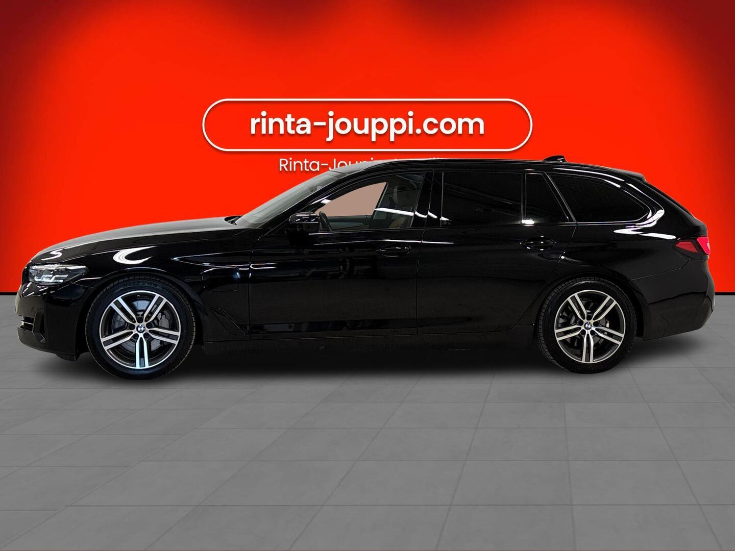BMW 530 2021