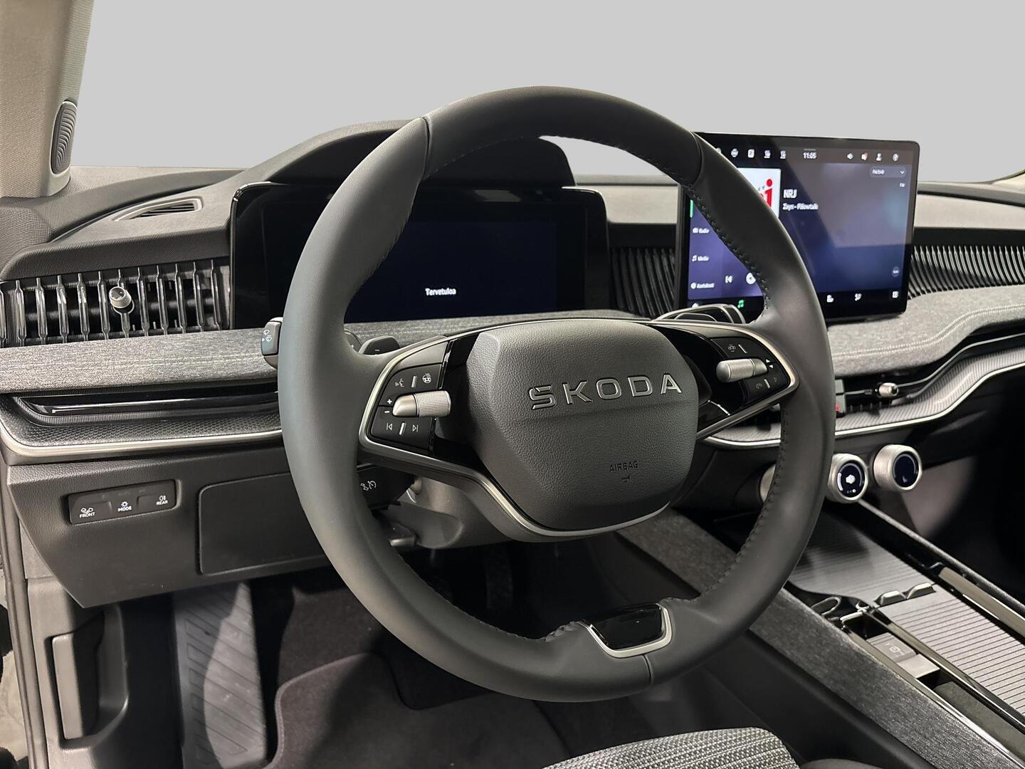 SKODA Superb 2026