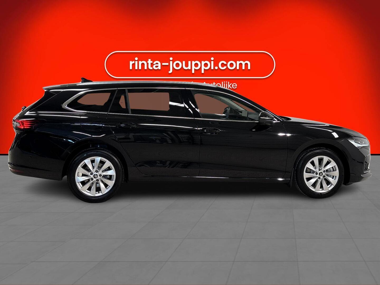 SKODA Superb 2026