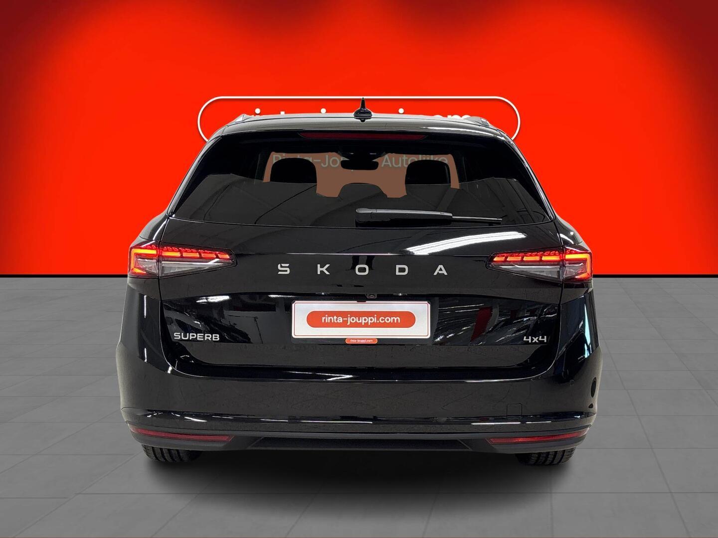 SKODA Superb 2026