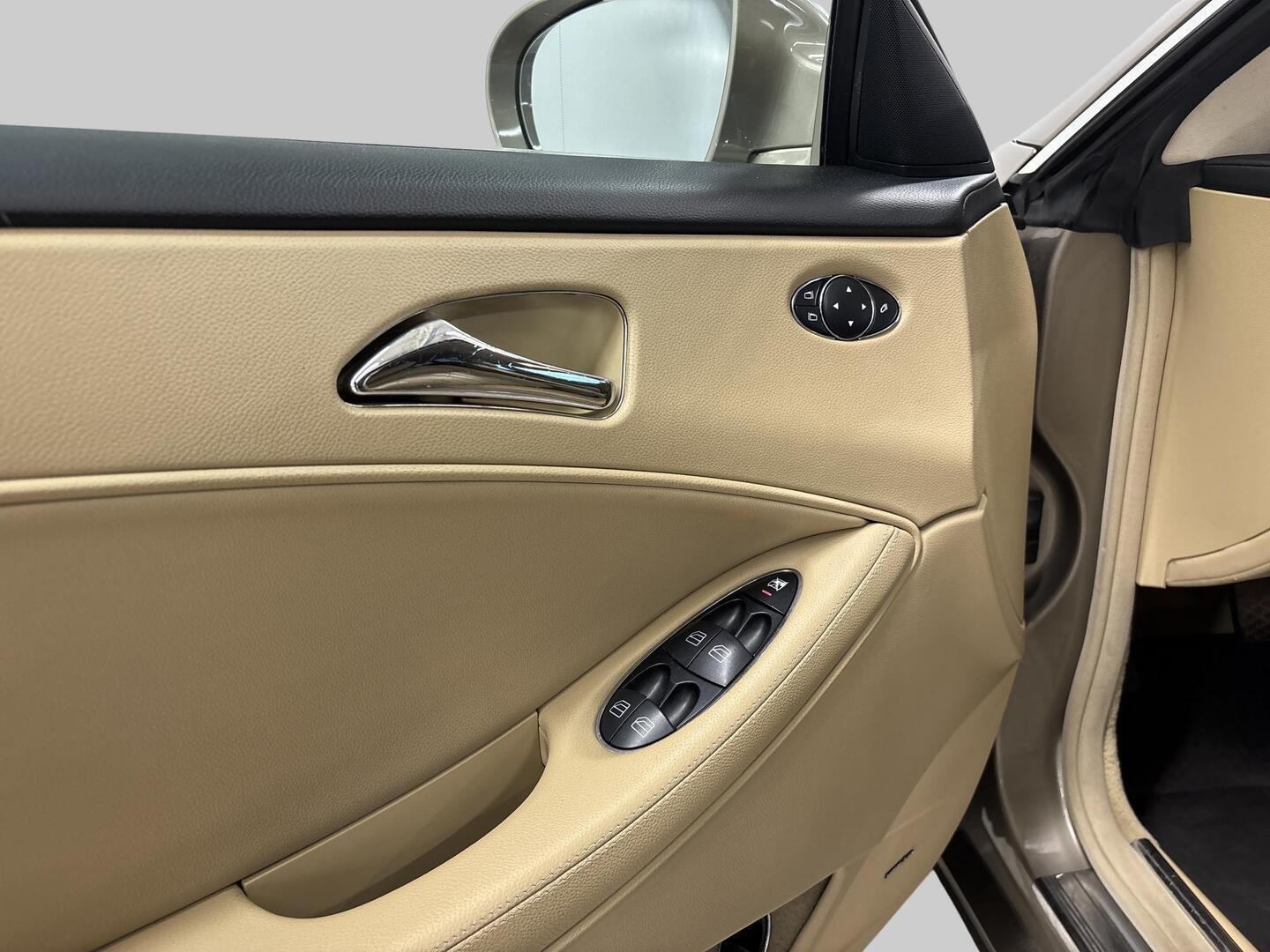 MERCEDES-BENZ CLS 2008