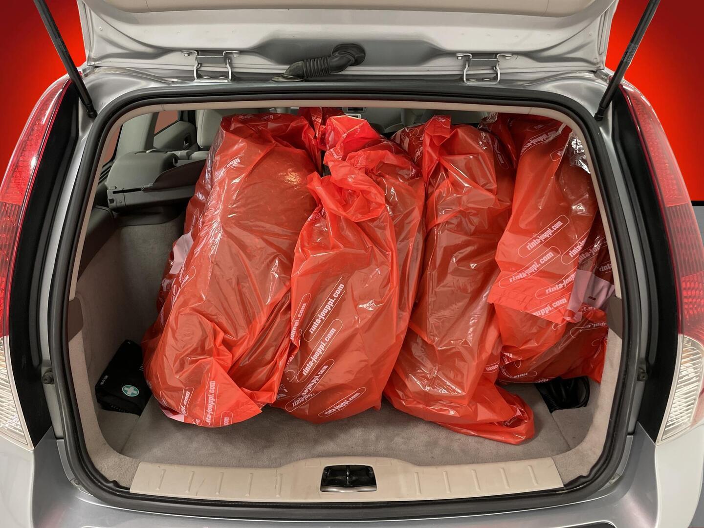 VOLVO V50 2011
