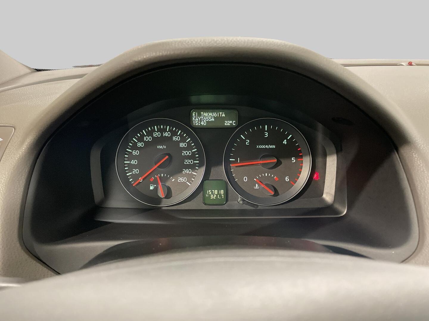 VOLVO V50 2011