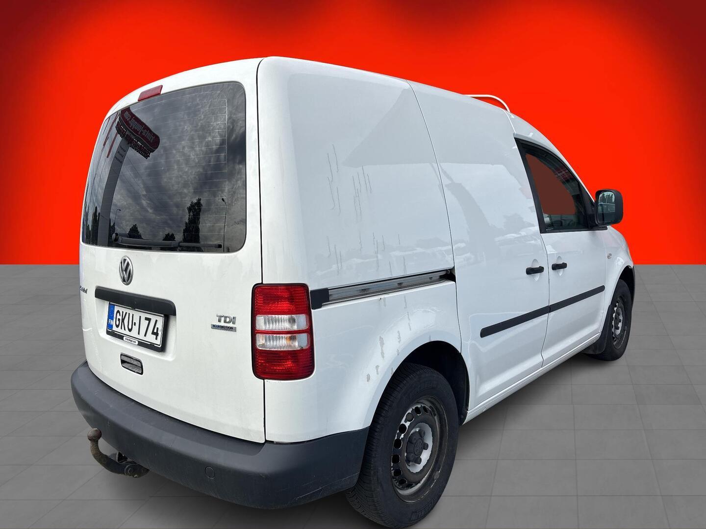 VOLKSWAGEN Caddy 2013