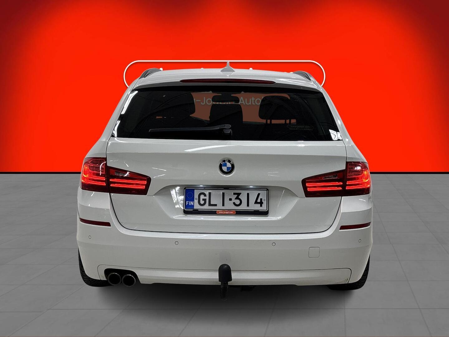 BMW 518 2014