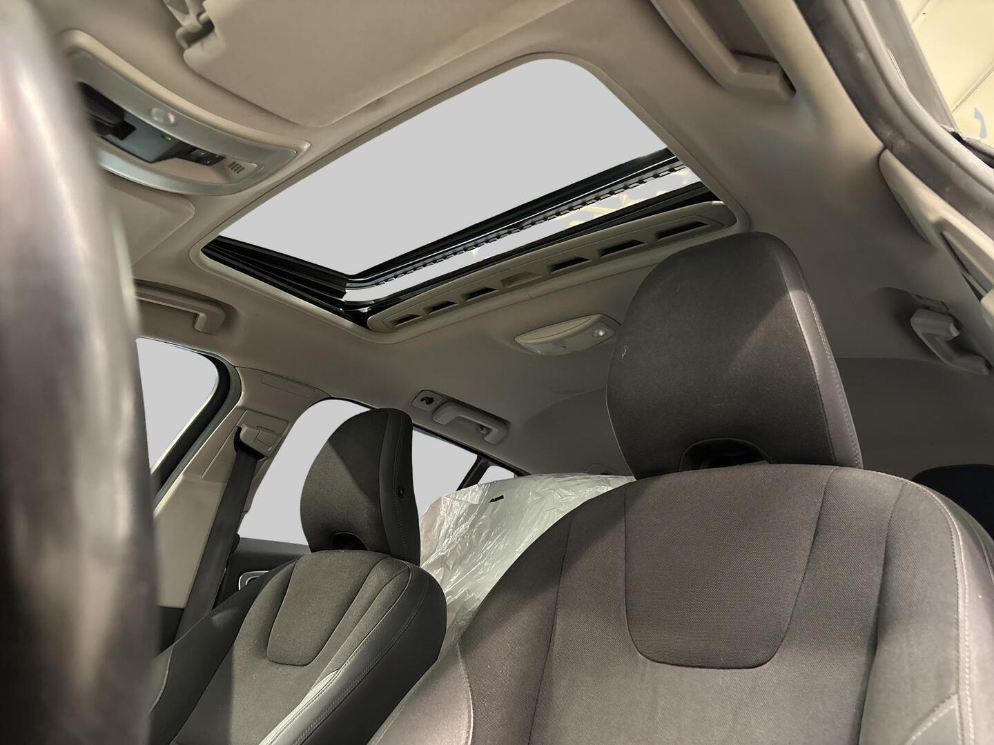 VOLVO V60 2012