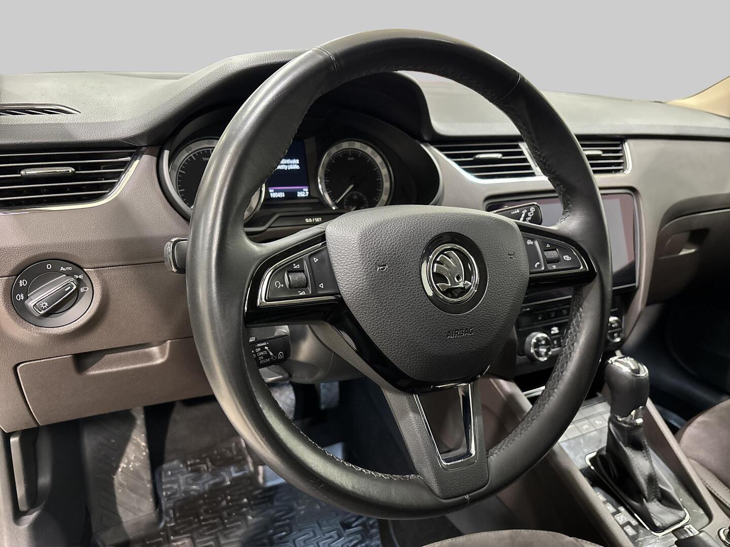 SKODA Octavia 2018