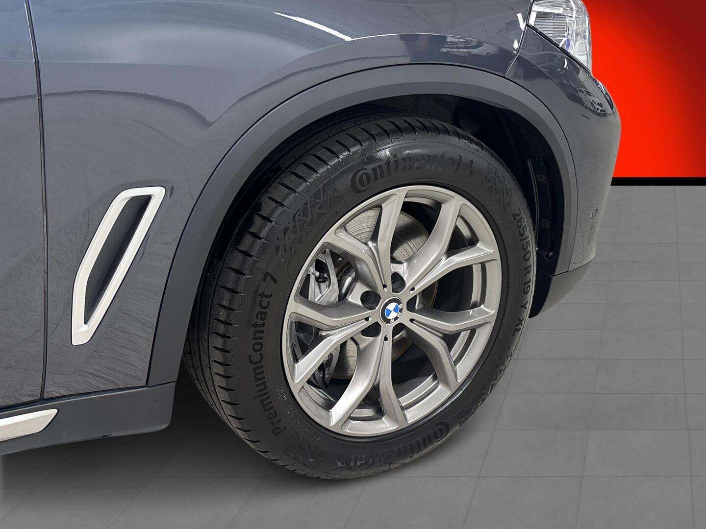 BMW X5 2021
