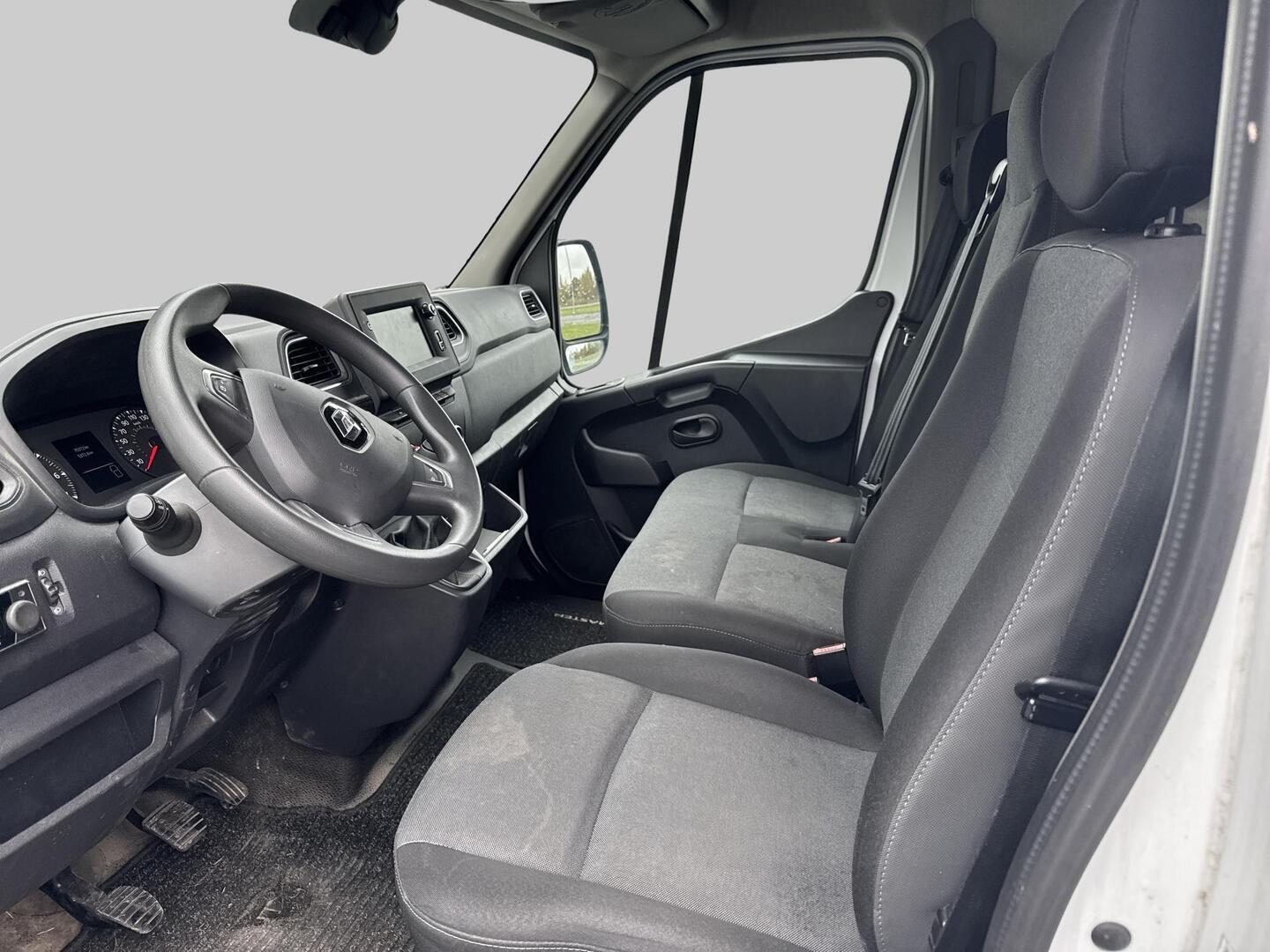 RENAULT Master 2023