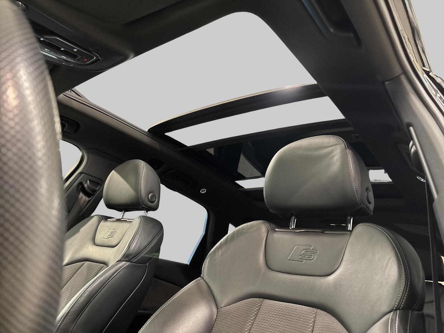 AUDI Q7 2020
